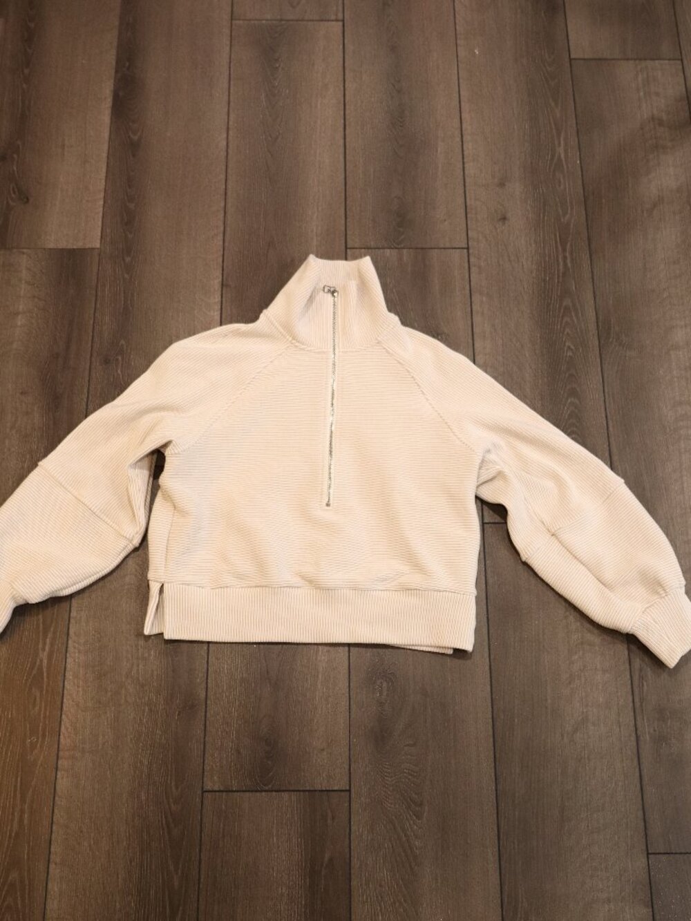 Varley Tan and White Striped Cropped Womens Sweater Sz XS
